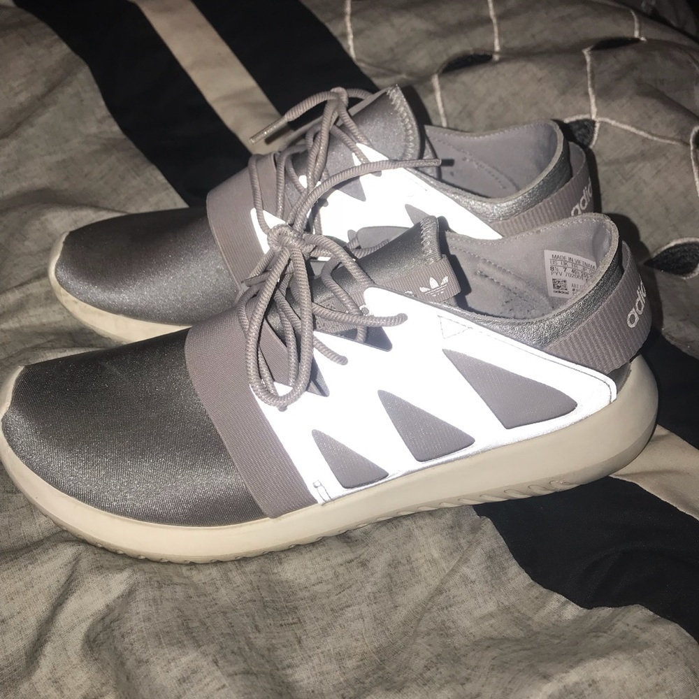 Grey Adidas Tubular Viral Women’s